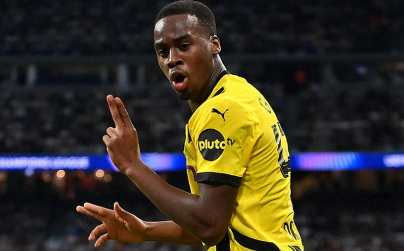 chelsea-tien-sat-chu-ky-jamie-gittens-uu-tien-hang-dau-cho-hang-lang-canh