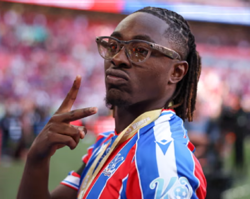 cdv-arsenal-ron-rang-tin-don-eberechi-eze-chuan-bi-cap-ben-emirates