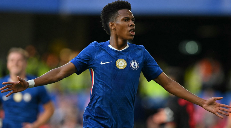 maresca-khen-ngoi-nhung-nhac-nho-estevao-sau-man-ra-mat