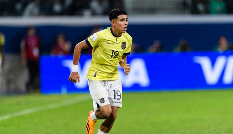 chelsea-cho-paez-sang-river-plate-buoc-di-moi-cho-vien-ngoc-ecuador