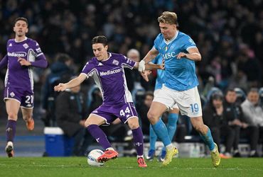 Napoli vs Fiorentina (00:00 – 01/02)