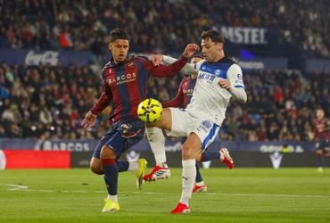 Levante vs Alavés (03:00 – 28/02)