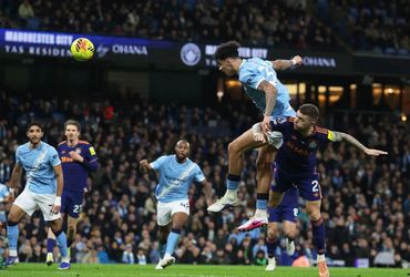 Manchester City vs Newcastle United (03:00 – 22/02)