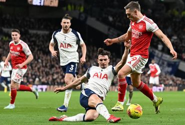 Tottenham vs Arsenal (23:30 – 22/02)