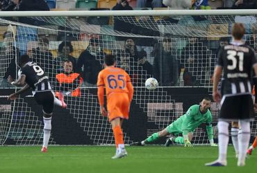 Udinese vs Fiorentina (02:45 – 03/03)