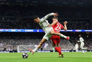 Real Madrid vs Benfica (03:00 – 26/02)