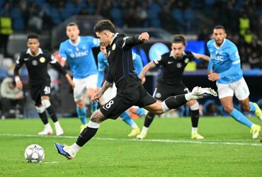 Napoli vs Chelsea (03:00 – 29/01)