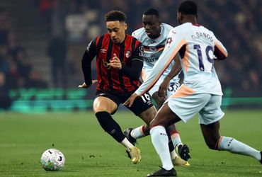 AFC Bournemouth  vs Brentford (02:30 – 04/03)
